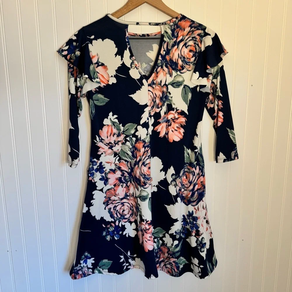 Annabelle Womens Floral 3/4 Sleeve Dress with Ruffled Shoulders & Pockets Size S - Picture 4 of 11